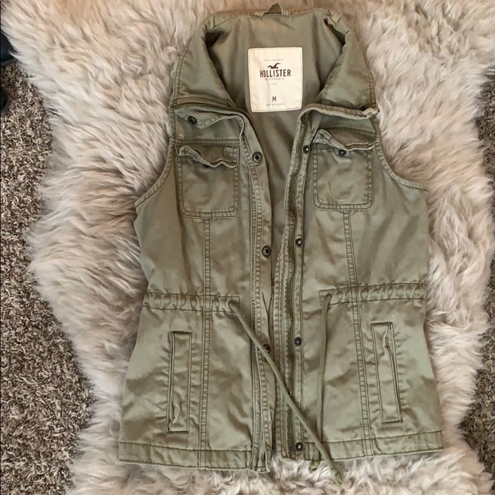 Army Green Vest - Picture 2 of 8